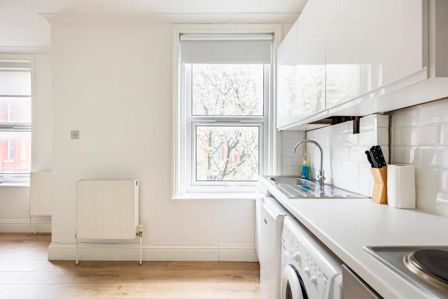Stylish One Bedroom Apartment In Greater 런던 외부 사진
